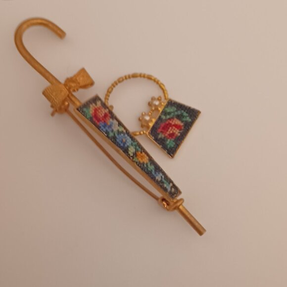 Jewelry - Vintage Petite Needlepoint Umbrella and Purse Pin